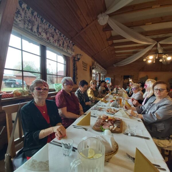 Luty w Seniorze - spotkanie w restauracji