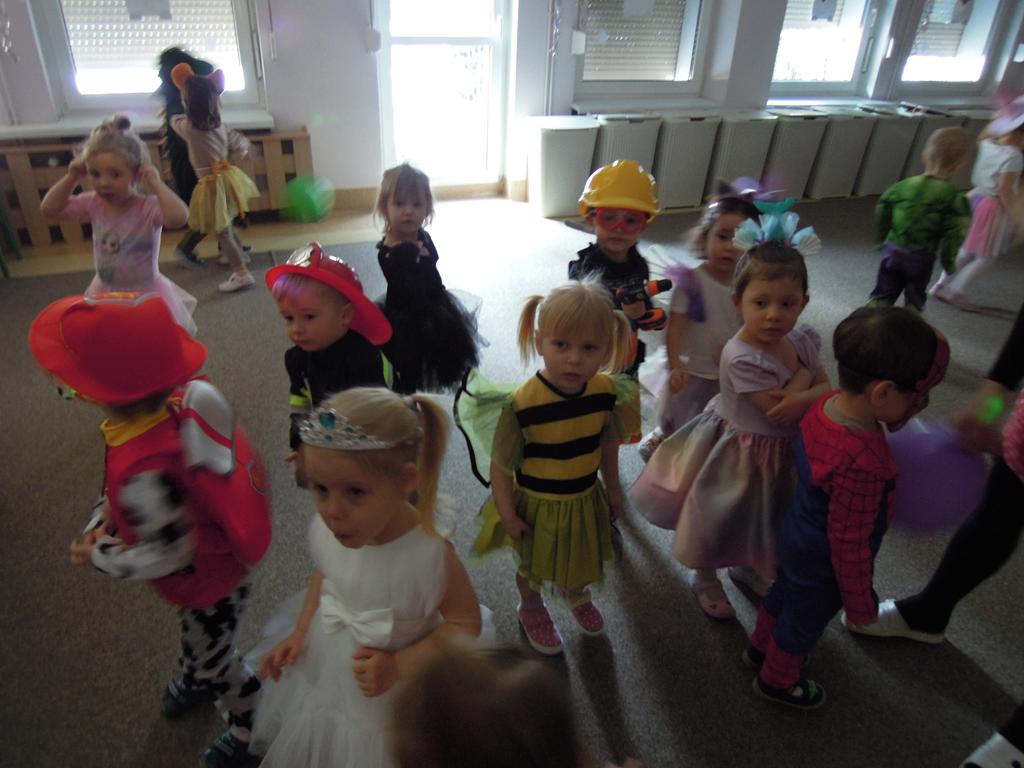 Bal karnawałowy grupa III