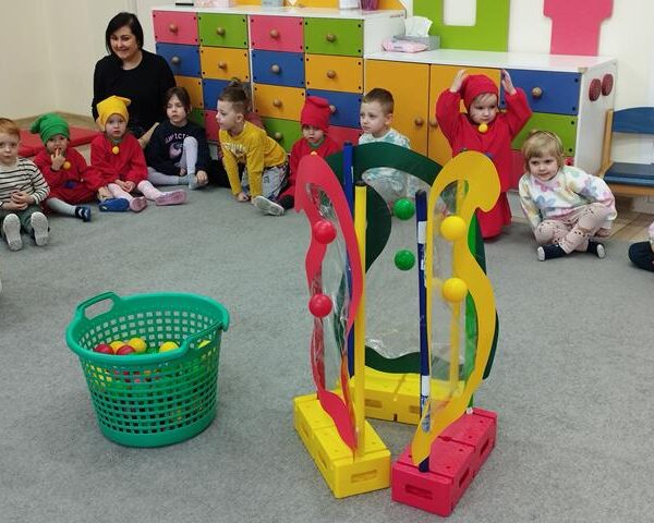 Święto Krasnala i wizyta przedszkolaków