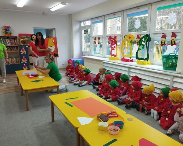 Święto Krasnala i wizyta przedszkolaków