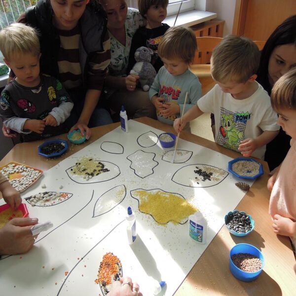 Jesienne drzewo grupa III