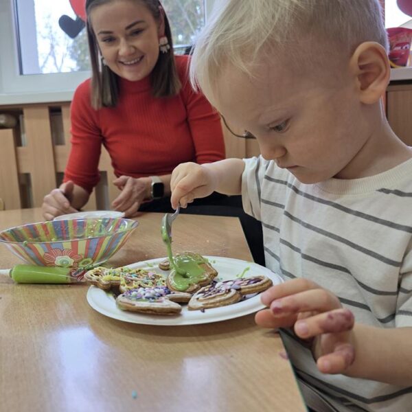 Dekorowanie pierniczków w grupie II