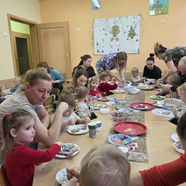 Dekorowanie pierniczków w grupie II