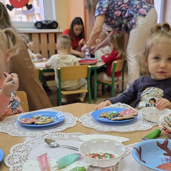 Dekorowanie pierniczków w grupie II