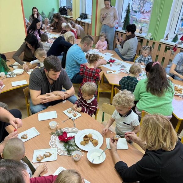 Dekorowanie pierniczków w grupie III