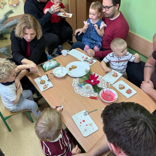 Dekorowanie pierniczków w grupie III