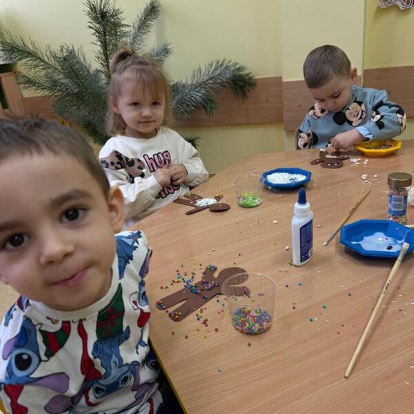 Indywidualna praca plastyczna w grupa III Piernikowy ludzik