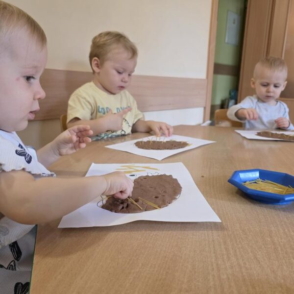 Jeż - praca plastyczna grupa II