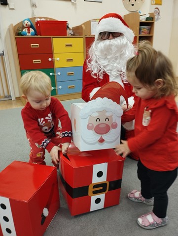 Wizyta Świętego Mikołaja - grupa II