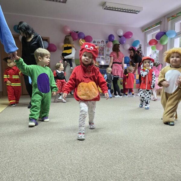 Bal karnawałowy grupa III