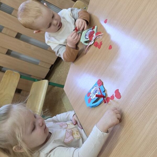 Przygotowania do dnia Babci i Dziadka