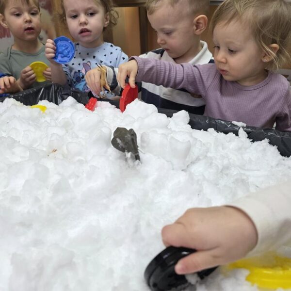 Zimowe zabawy ze śniegiem w gripie II