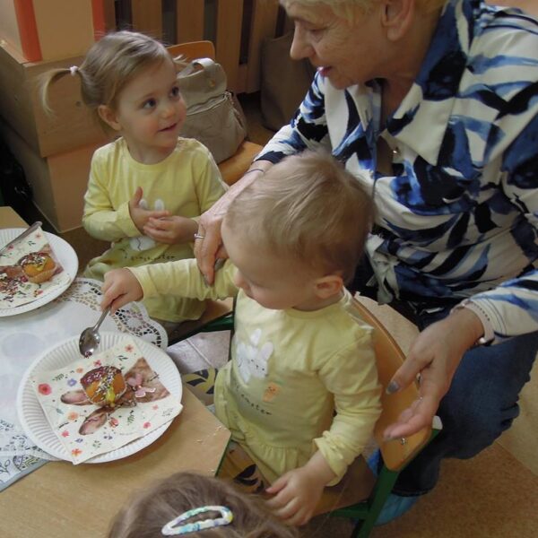 Dekorowanie świątecznych babeczek - grupa II