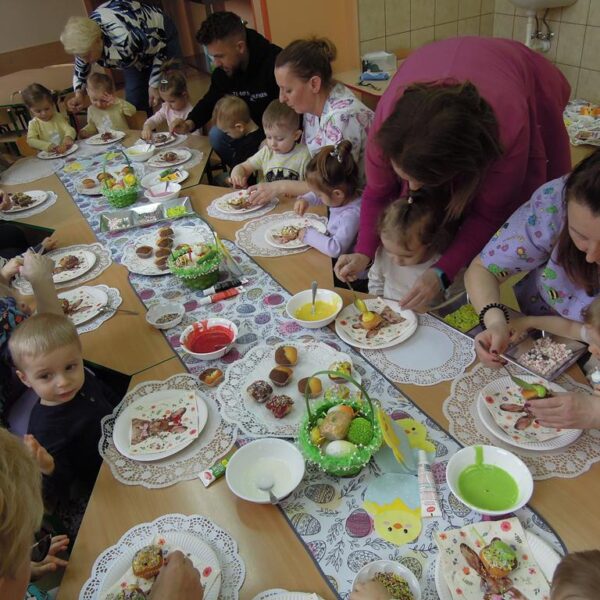 Dekorowanie świątecznych babeczek - grupa II