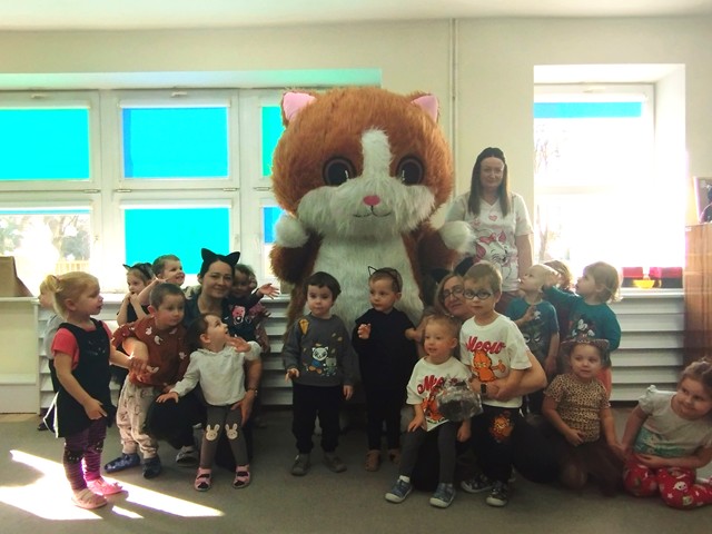 Dzień Kota i wizyta przedszkolaków – grupa IV