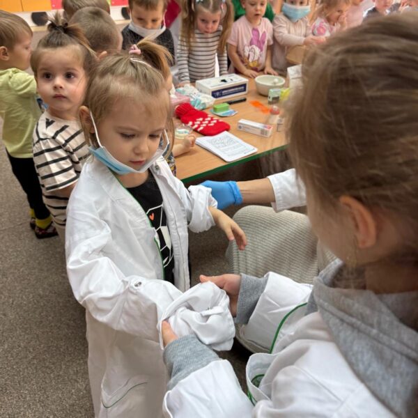 Poznajemy zawód farmaceuty - grupa III