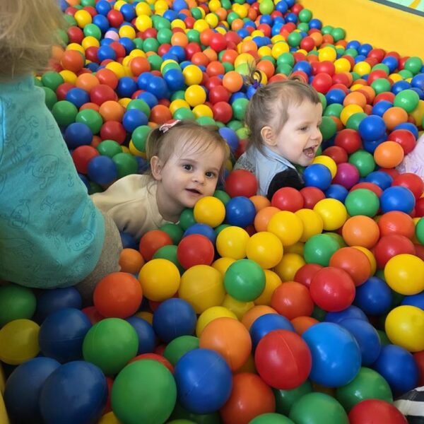 Zabawy w basenie z kulkami - grupa I