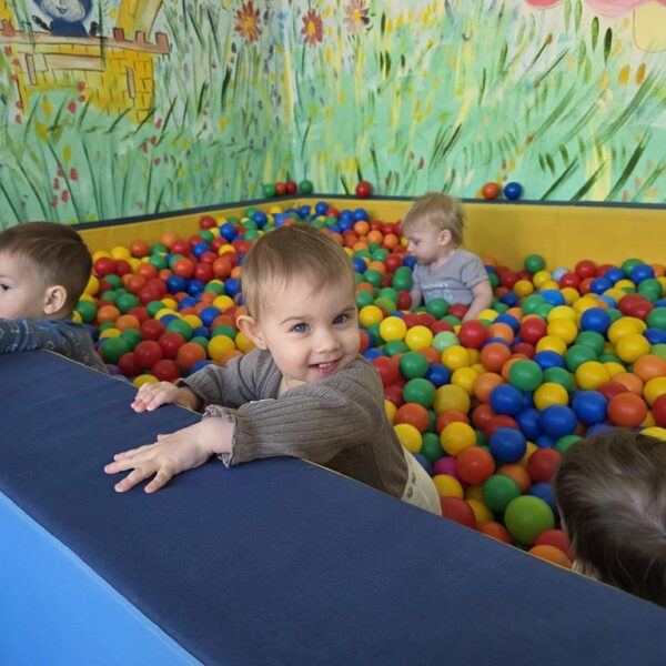 Zabawy w basenie z kulkami - grupa I