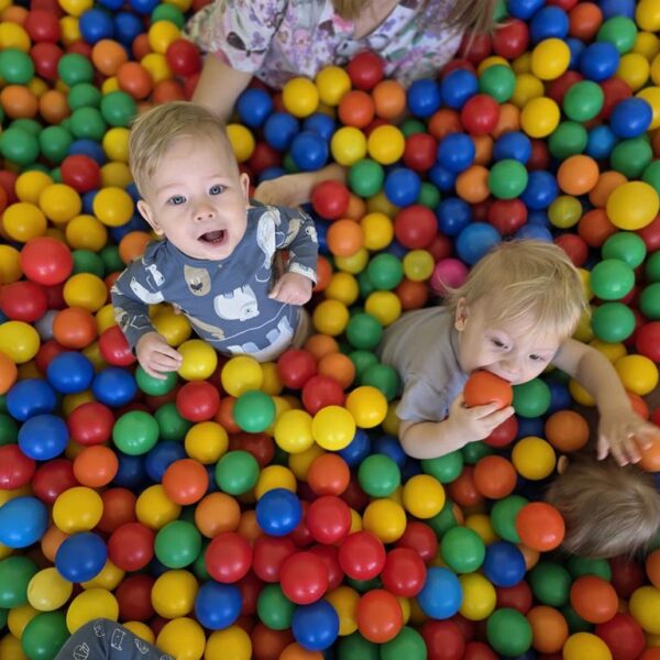 Zabawy w basenie z kulkami - grupa I