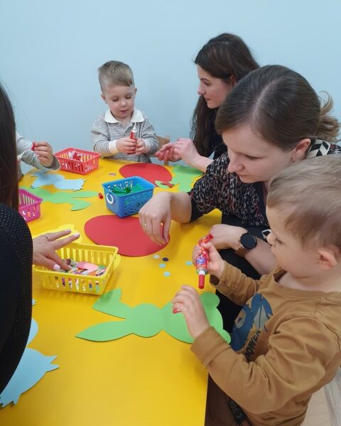 Przedświąteczne zajęcia plastyczne z Rodzicami - grupa IV