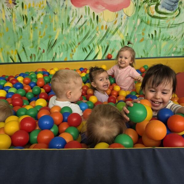 Zabawy w basenie z kulkami - grupa II