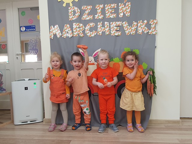Dzień Marchewki zajęcia prozdrowotne w grupie IV
